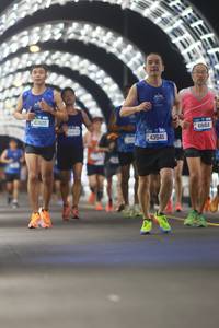 BIB: 42820, 43546, 68414
                            <button type="button" onclick="openModal(20238248)" class="btn btn-primary btn-sm float-right btn-popup" data-toggle="modal" data-target=".modal-high-quality">
                        <i class="fas fa-shopping-cart"></i> Add to Cart
                    </button>
                                            <button type="button" onclick="isThisMe(20238248, true)" class="btn btn-success btn-sm float-right btn-popup btn-isme hidden" data-toggle="tooltip" data-placement="bottom" title="นี่คือรูปของคุณใช่ไหม คลิกที่นี่เพื่อเอาเข้าอัลบั้ม">
                        <i class="fas fa-plus"></i> Add to album
                    </button>
                    <button type="button" onclick="isThisMe(20238248, false)" class="btn btn-warning btn-sm float-right btn-popup btn-isnotme hidden">
                        <i class="fas fa-ban"></i> Remove from album
                    </button>